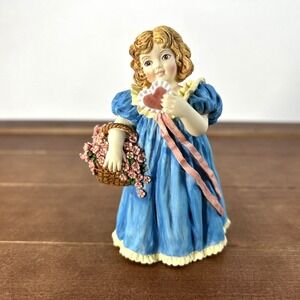 1992 Maud Humphrey Bogart Figurine Girl Love's First‎ Bloom 910120